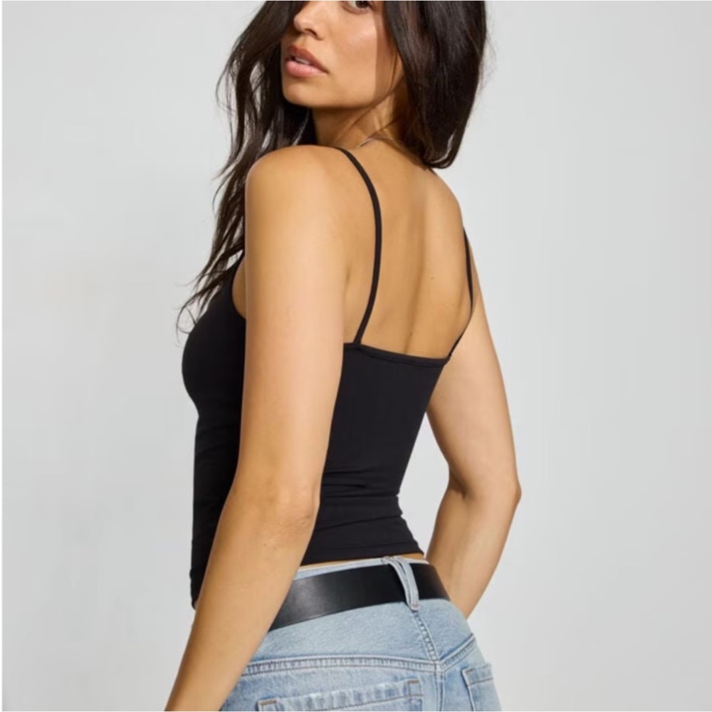 Garage - Sleek Scoop Cami Top - Picture 4 of 6